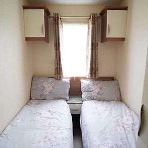 Manor Park Hunstanton Pets Go Free Linen Included